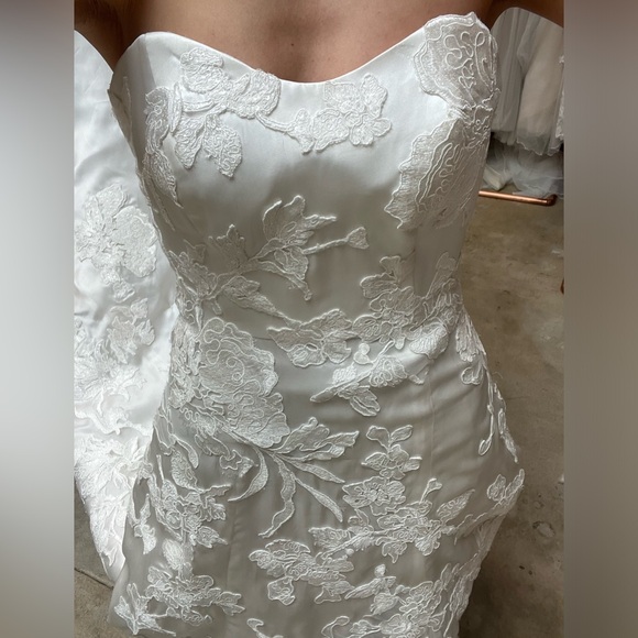 Anne Barge Georgina Wedding Dress Size 0/2 - Picture 6 of 15